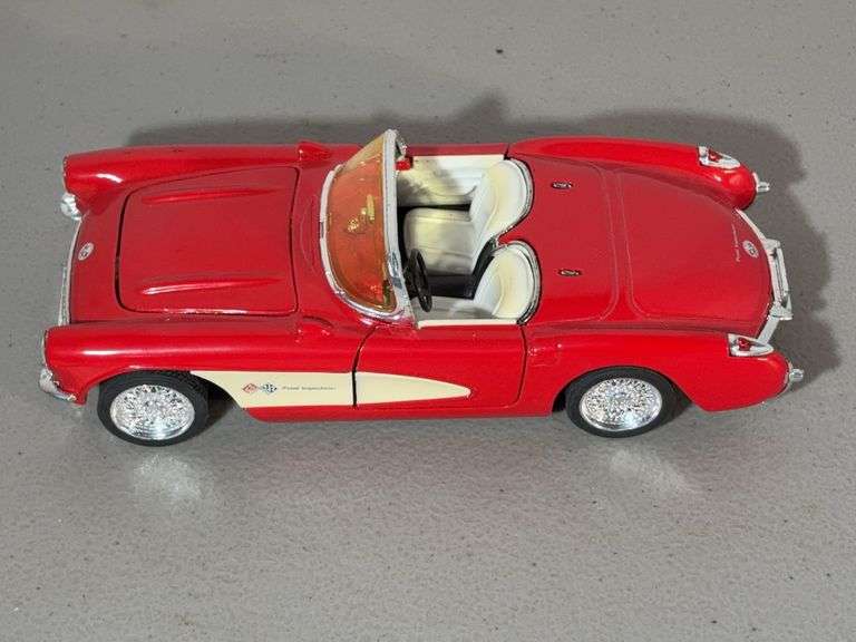 1957 Corvette Diecast Car