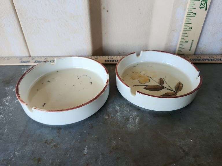 2 Vintage Ceramic Floral Ashtrays China 5''X1.25''