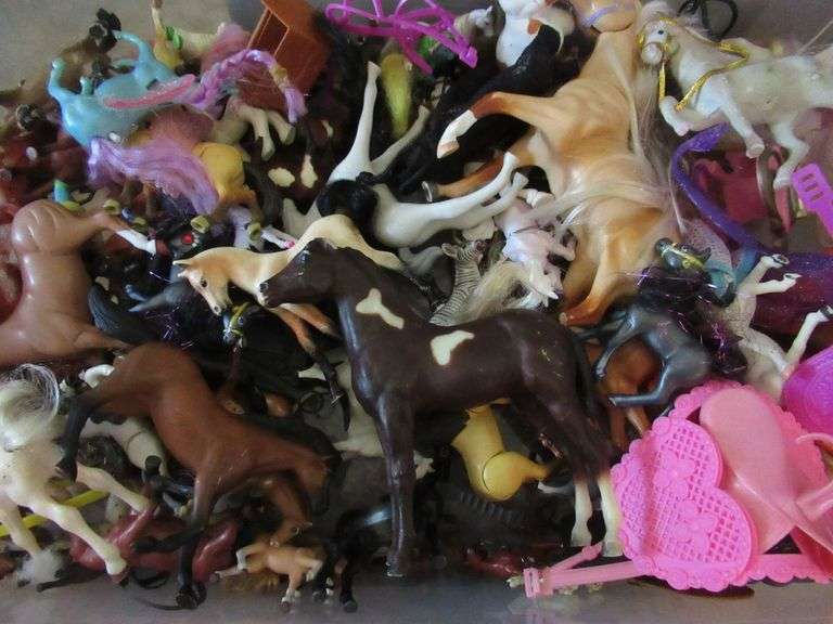 Small and Tiny Horse Figures