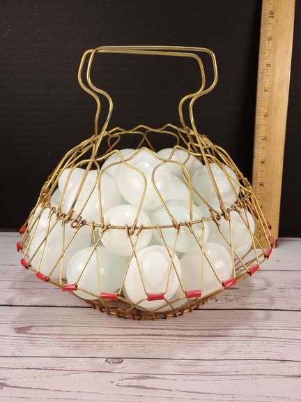 Foldable Metal Wire Egg Basket with Glass Eggs