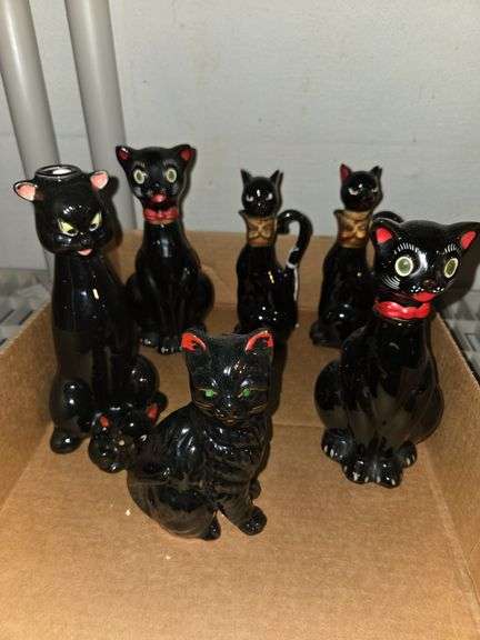 Black cat lot decanters