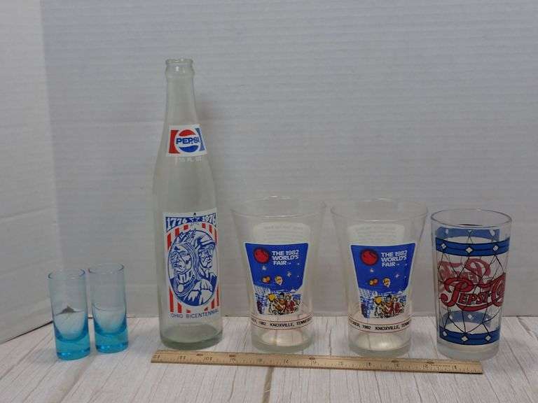 Glassware Including Pepsi and World’s Fair Items