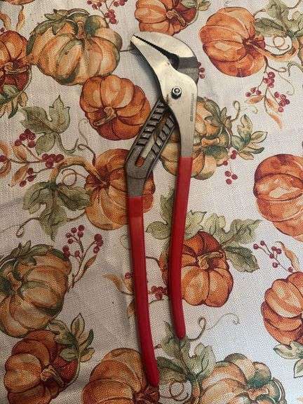 Pittsburgh Pro Large Groove Lock Pliers