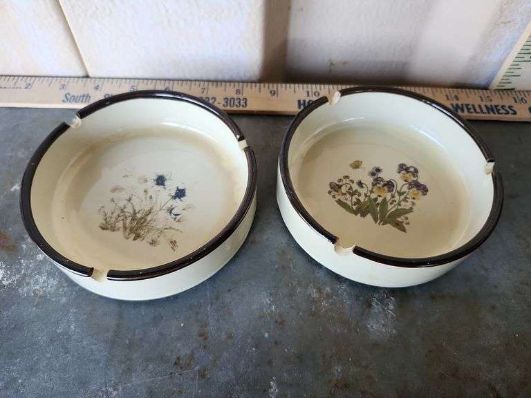 2 Vintage Floral Ashtrays Japan Paint Is Wearing Off 4.75''X1.5''