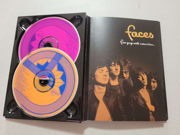 2004 Faces Five Guys Walk Into A Bar 4 Disc Set W/Book
