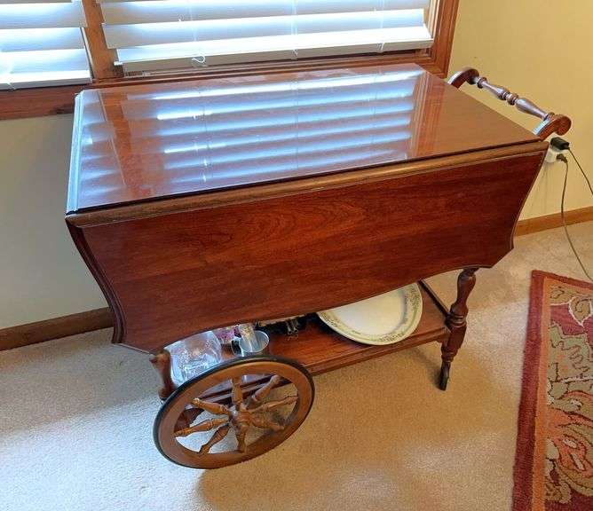 Vintage Knob Creek tea cart / butlers cart
