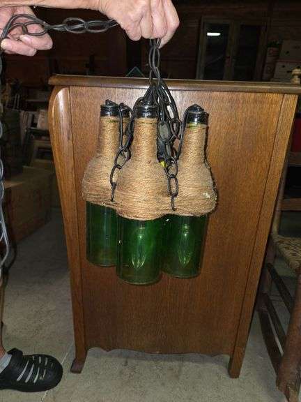 Wine bottle lamp