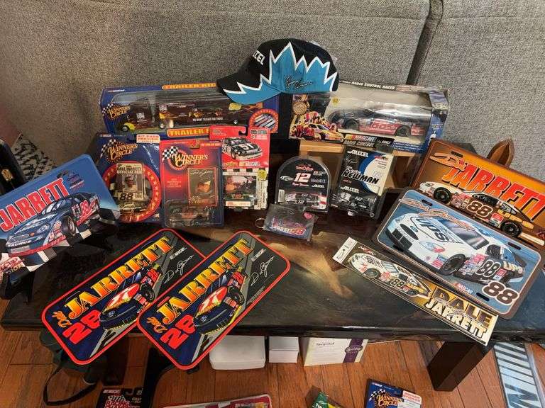 NASCAR: Dale Jarrett & Ryan Newman