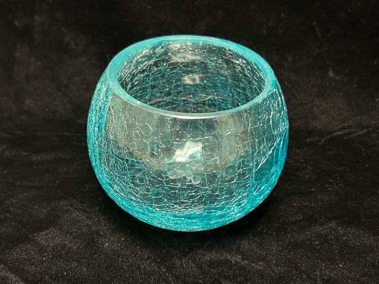 Blue Crackle Glass Bowl With Rounded Design - Auction Ohio