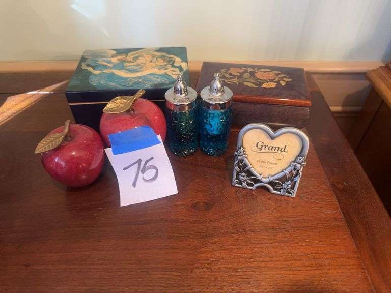 Vintage Collectibles