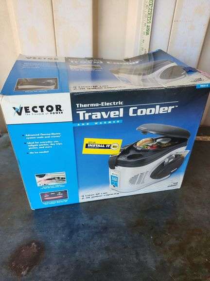 Vector Thermo-Electric Travel Cooler & Warmer New In Box