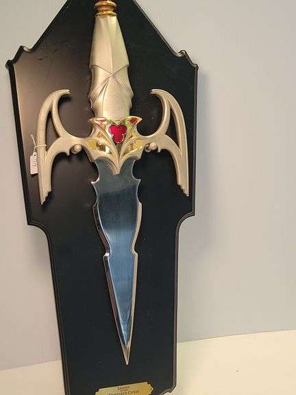 Franklin Mint Vampire's Curse Dagger