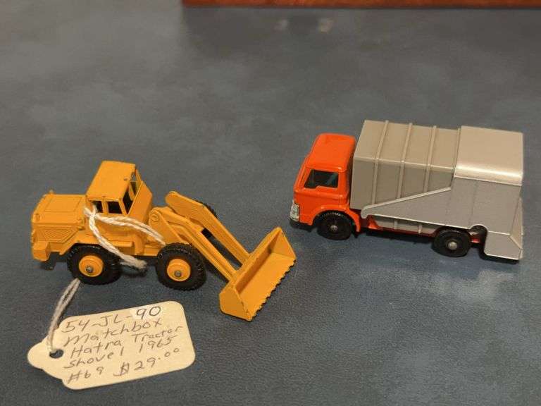 Vintage Matchbox 1969-Refuse truck, tractor shovel