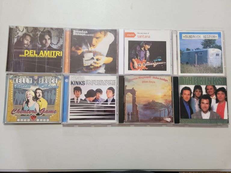 Assorted Cds Kinda Kinks, Justin Hayward, John Lodge, Justin Gordon, Santana, Brendan Benson,Del Ami