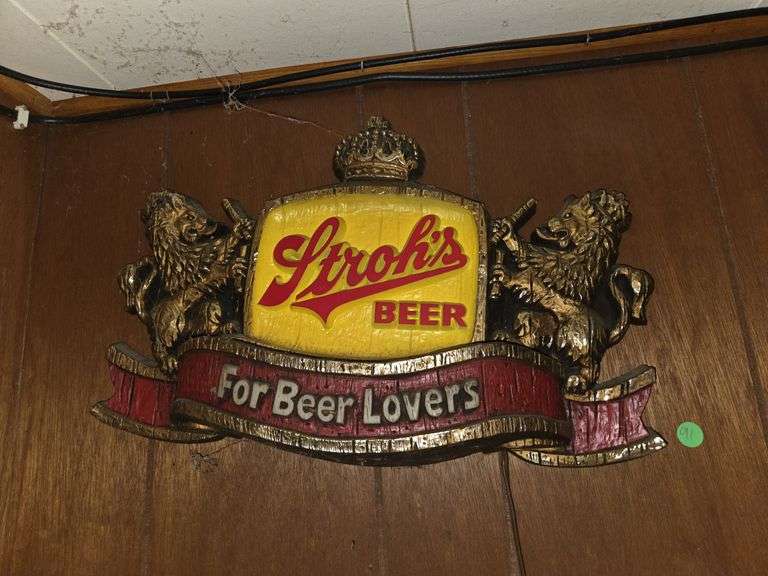 Strohs beer sign