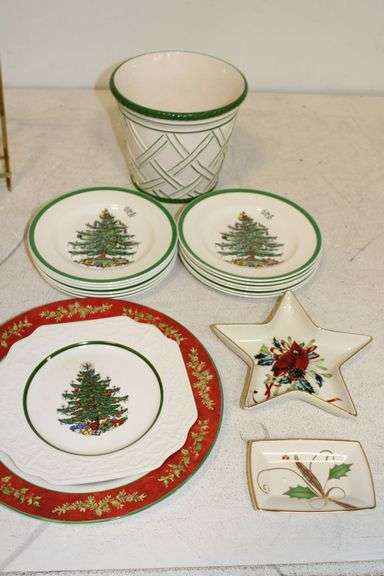 Spode & Lenox Christmas Dinnerware Collection