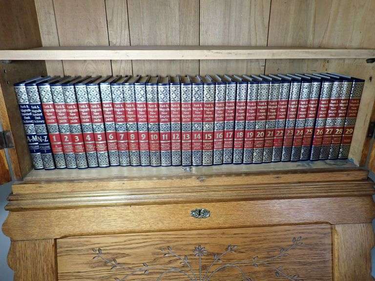 Funk & Wagnalls 1984 Encyclopedia Set with Standard Desk Dictionary