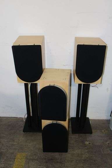 Revel Performa M20 Speakers And Stands