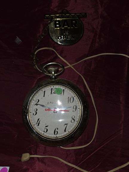 Bar clock