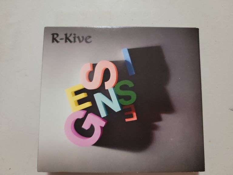 2014 Genesis R-Kive 3 Disc Set W/Booklet