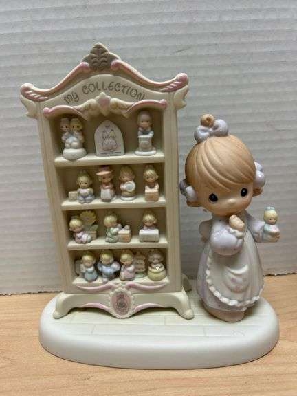 Precious Moments 1995 15th Anniversary Members-Only Figurine