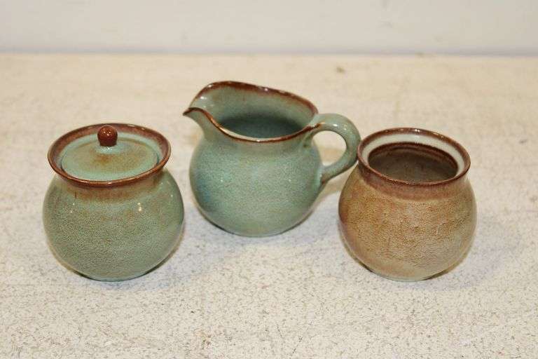 Nicodemus Creamer And Sugar Bowls