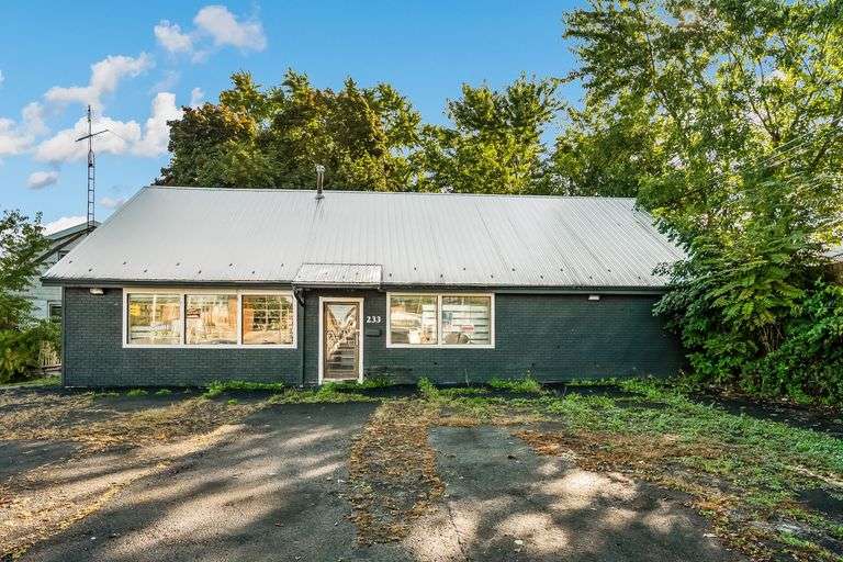 233 Lexington Avenue, Mansfield, OH 44907 - Reserve: $125,000