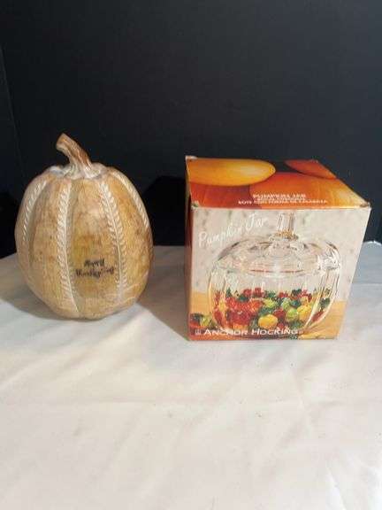 Pumpkin Jar & Décor