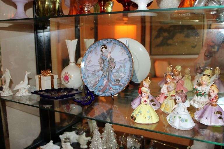 Decorative Figurines & Plate