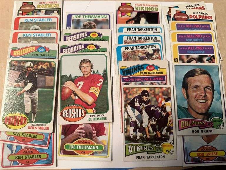 Lot of 25 football cards from the 70s of four Hall of Fame quarterbacks