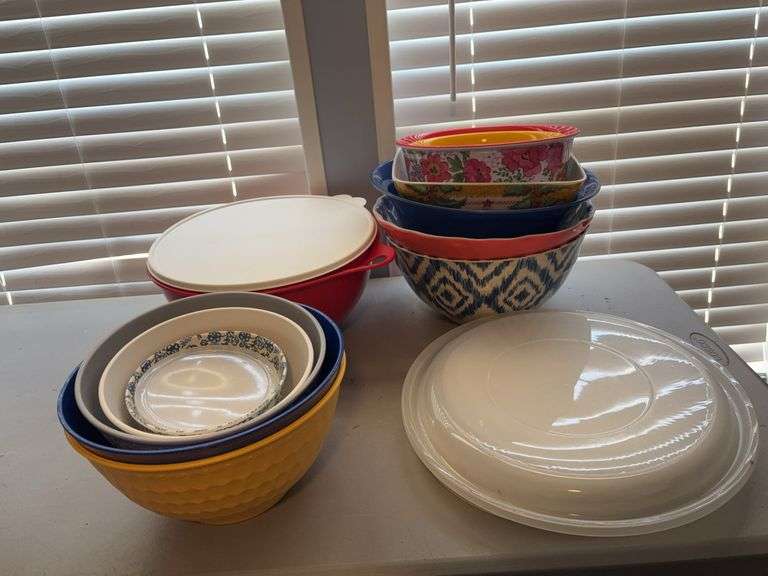 Mixing and Serving Bowls with Lids – Various Colors and Patterns ...