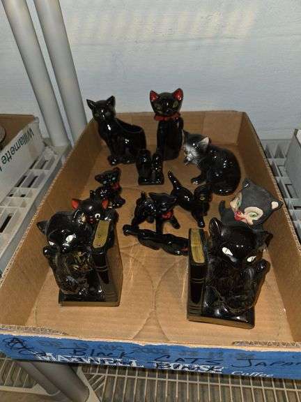 Black cat bookends and figurines