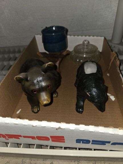 Bear figures