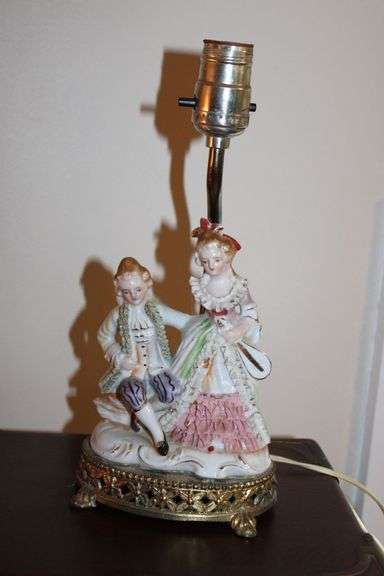 Porcelain Figurine Lamp with Gold-Toned Base and Metal Fixture