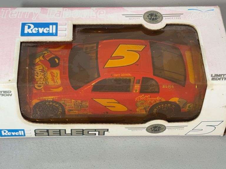 Revell Limited Edition Diecast Car No.5