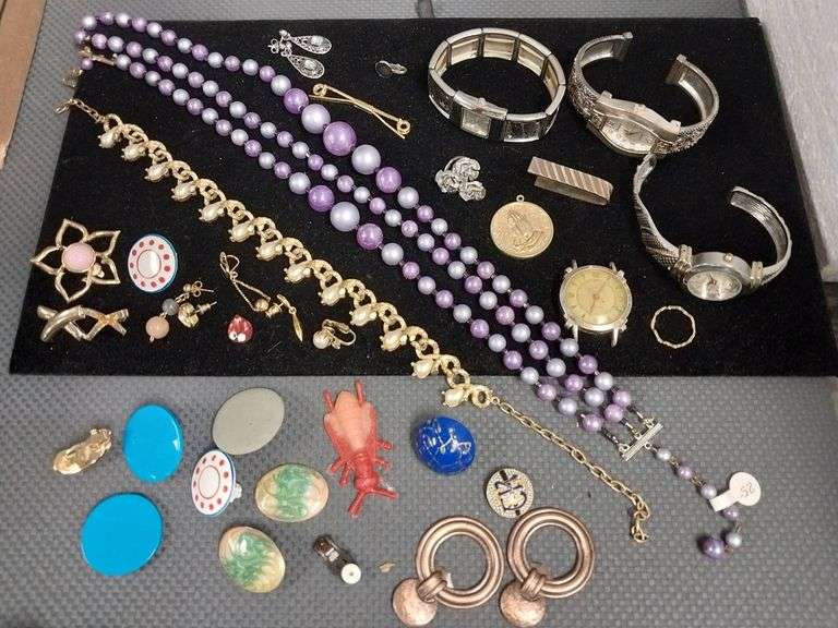 Jewelry and Watches with Mixed Materials