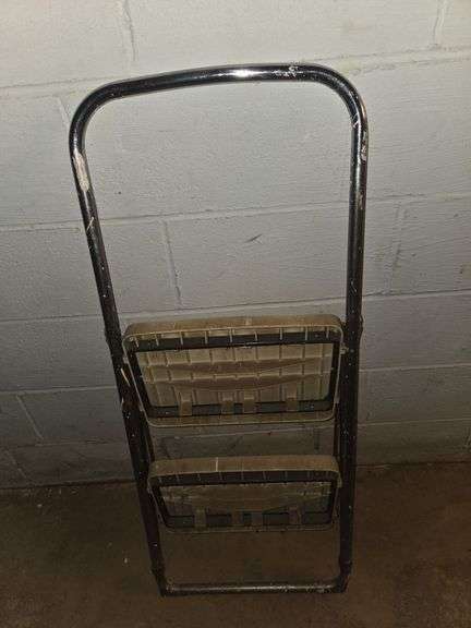 Step ladder