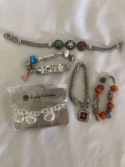 Ladies' Bracelets