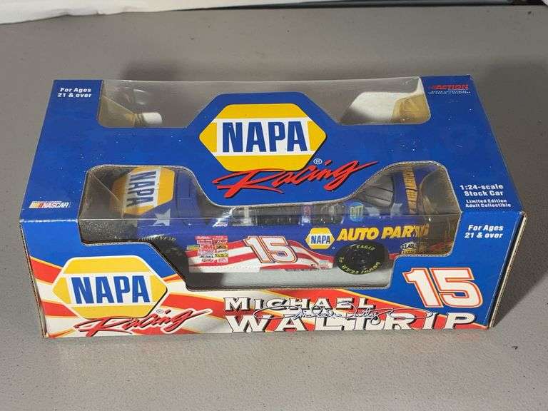 NAPA Racing Micheal Waltrip Diecast Car