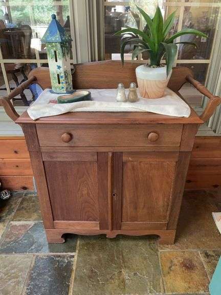 Vintage Wooden Washstand