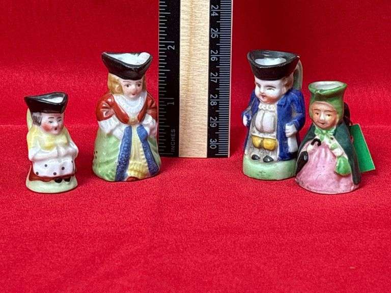 Variety of Minatures Pitchures