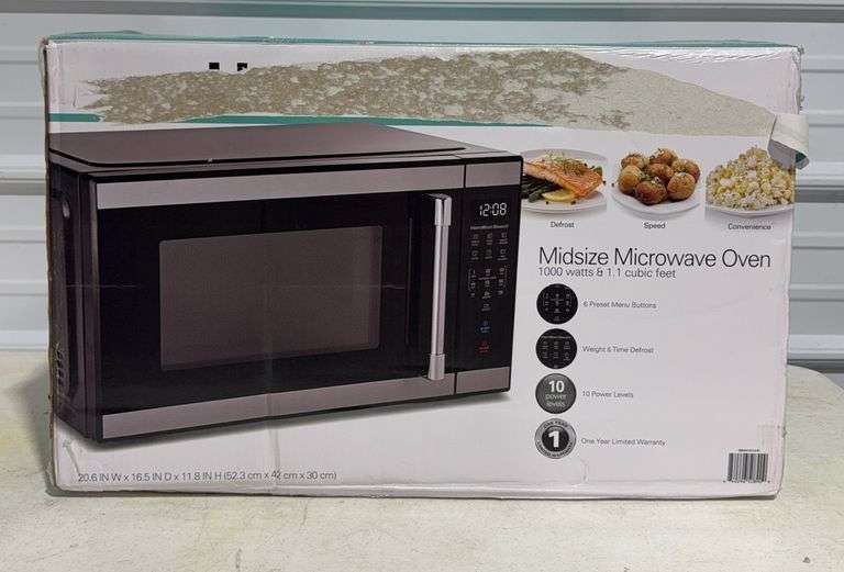 Hamilton Beach 0.9 Cu ft Countertop Microwave Oven, 900 Watts, Stainless Steel
