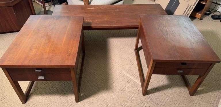 Coffee Table and Matching End Tables