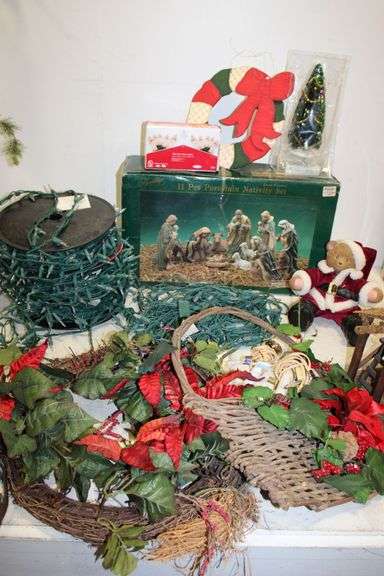 Nativity Set & Christmas Decor