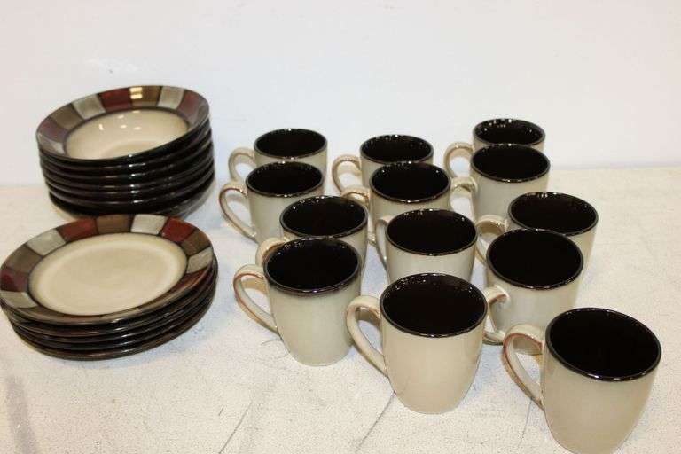 Pfaltzgraff Dishware