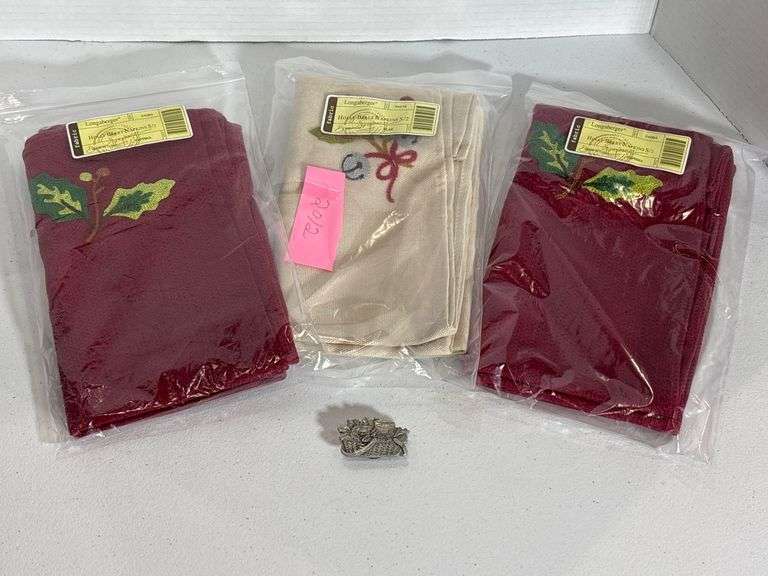 Longaberger Christmas-Themed Tablecloths and Napkins Set