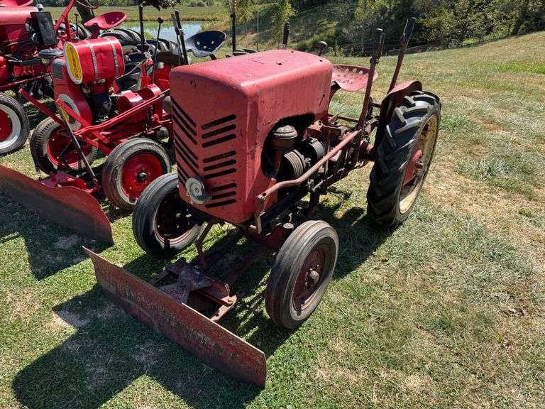 Gibson Tractor, 2WD