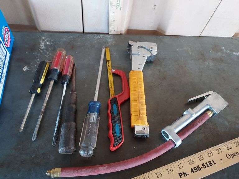 Stapler Hack Assorted Screwdrivers, Hammer Stapler, Hack Saw, Air Gauge, Etc ...