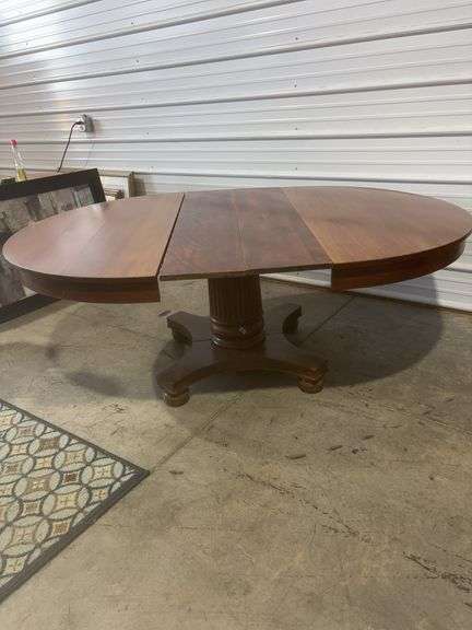 Round wooden Table w/ Pedestal Base