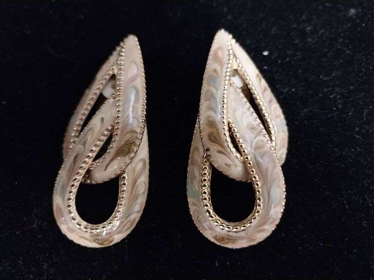 Gold-Tone Vintage Clip-On Earrings with Swirl Design